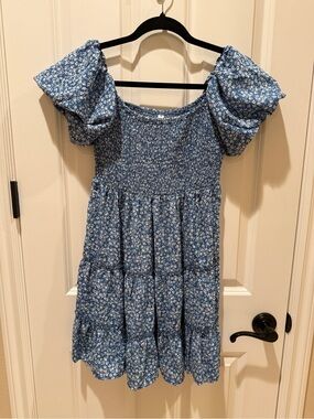 SHEIN Blue Floral Smocked Puff Sleeve Tiered Midi Dress